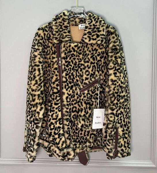 Дубленка Acne Studios женский леопардовый 137322
