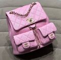 Рюкзак Chanel женский кожа черный 106993-1