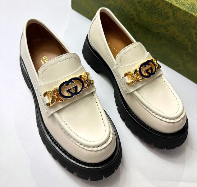 Лоферы Gucci женский кожа белый 123917