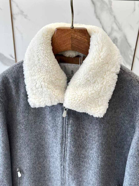 Мужская куртка Brunello Cucinelli мужской графитовый 172000-11