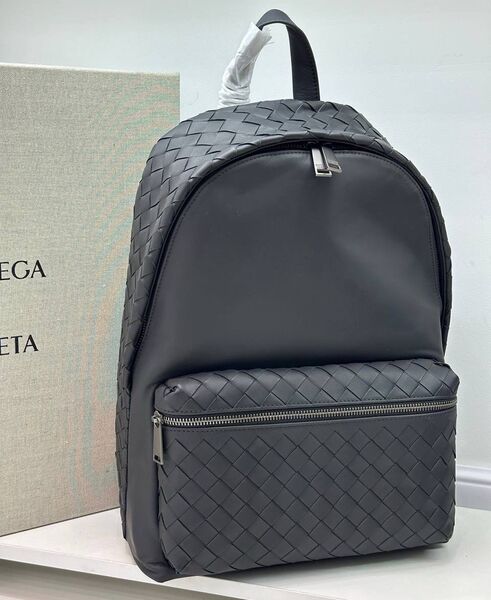 Мужской рюкзак Bottega Veneta мужской кожа черный 152927