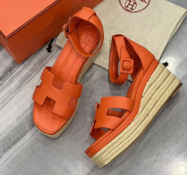 Босоножки Hermès женский кожа оранжевый 106321