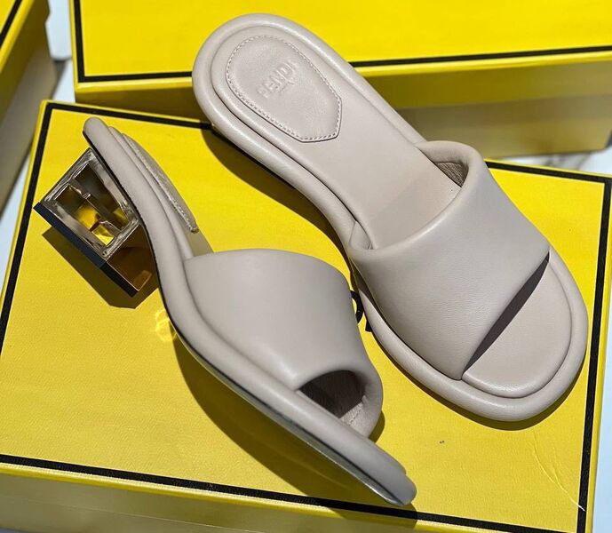 Шлепки Fendi 118683