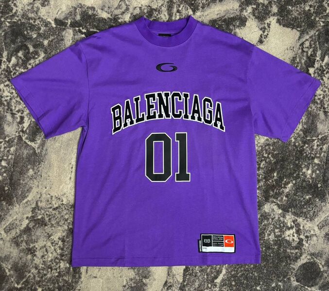 Мужская футболка Balenciaga мужской фиолетовый 175858