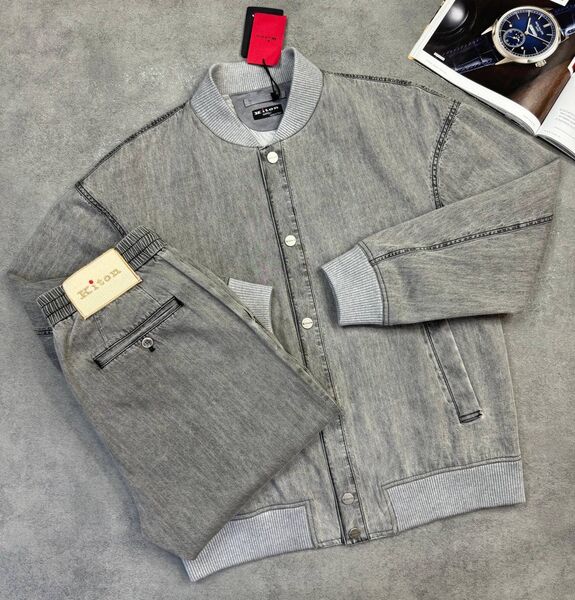 Мужской костюм Kiton мужской джинса графитовый 157522