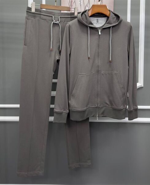Мужской костюм Brunello Cucinelli мужской графитовый 178735