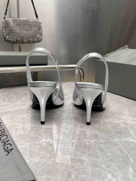 Женские туфли Balenciaga женский кожа серебристый o9775203-1-7