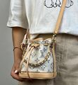 Сумка Louis Vuitton женский кожа бежевый 153144-1