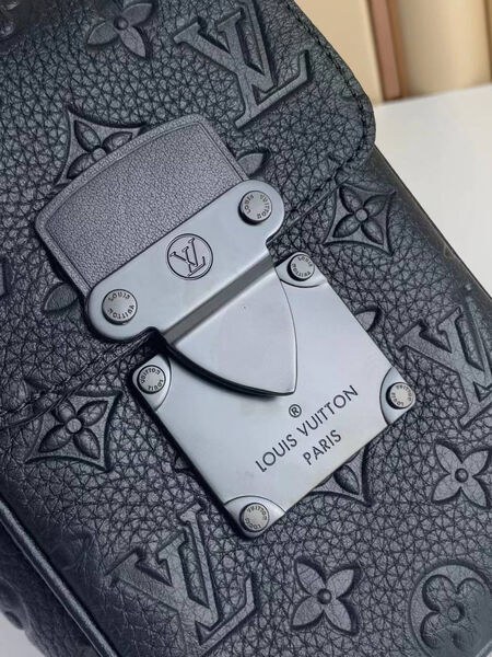 Мужская сумка мессенджер Louis Vuitton мужской кожа черный 143069-6