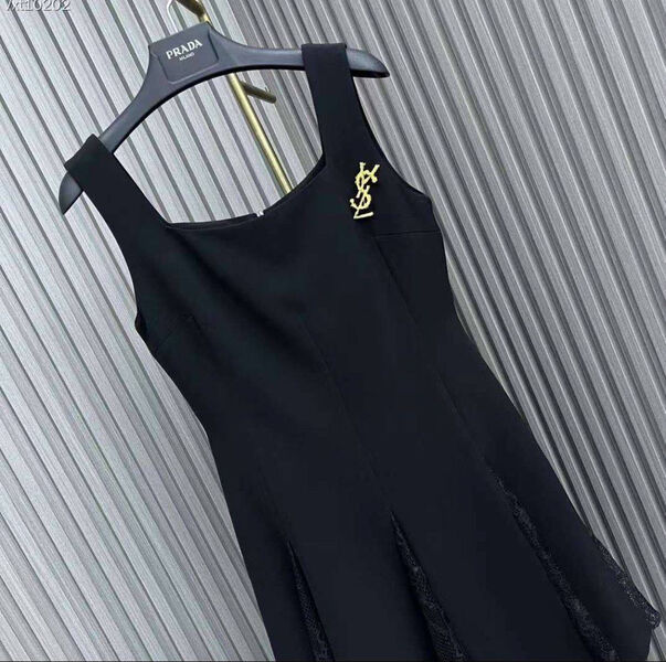 Платье Saint Laurent женский черный 167145-3