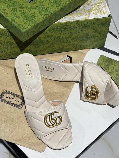 Босоножки Gucci женский кожа бежевый 12249-3