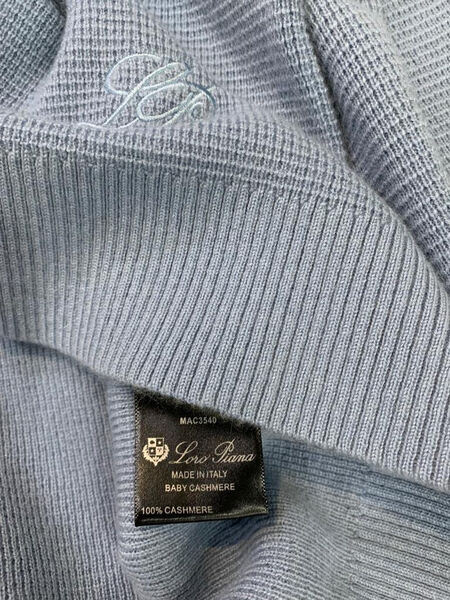 Костюм Loro Piana женский вязаная ткань графитовый 126006-4