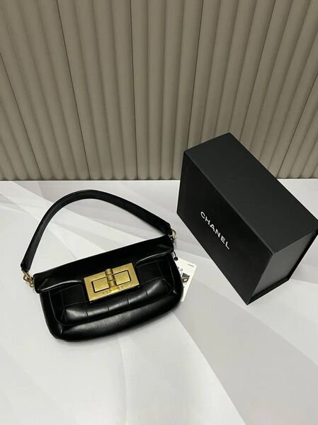 Сумка Chanel женский кожа черный c2703109-1-2