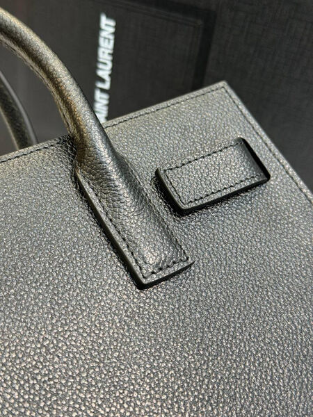 Сумка Saint Laurent Sac De Jour женский кожа черный 142010-8