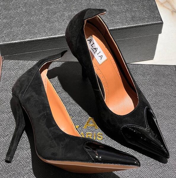 Туфли Alaïa женский замша черный 160773