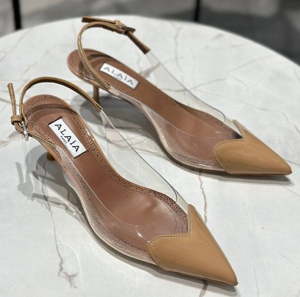 Туфли Alaïa женский кожа бежевый 146192