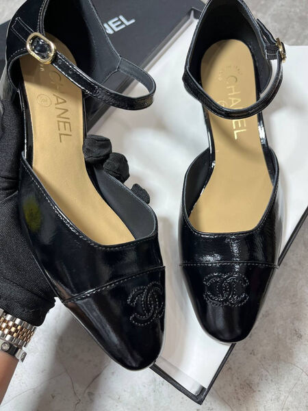 Туфли Chanel женский кожа черный 180067-2