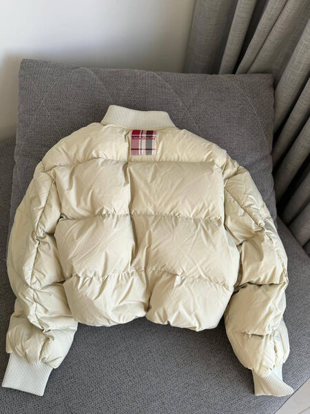 Пуховик Acne Studios женский бежевый 164526-3