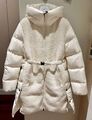 Пуховик Moncler женский бежевый 130202