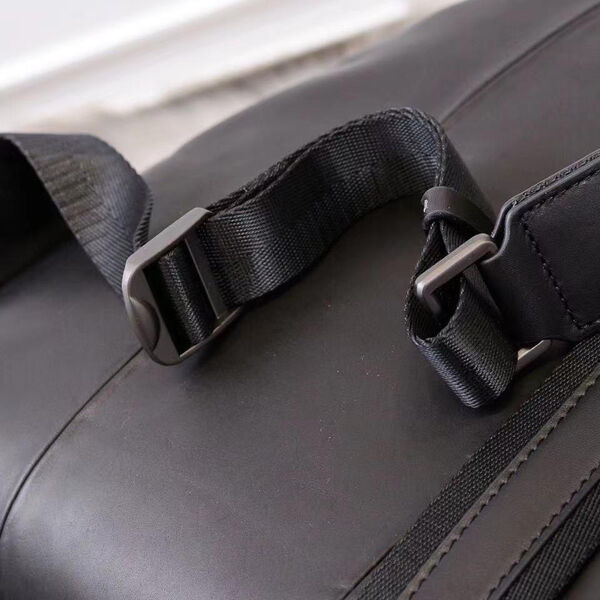 Мужская сумка-рюкзак Bottega Veneta мужской кожа черный 108399-5