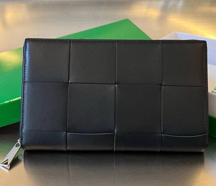 Мужской портмоне Bottega Veneta мужской кожа черный 135959