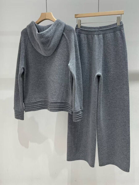 Костюм Loro Piana женский графитовый 199877-2