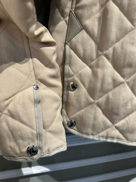Куртка Burberry женский бежевый 99719-6