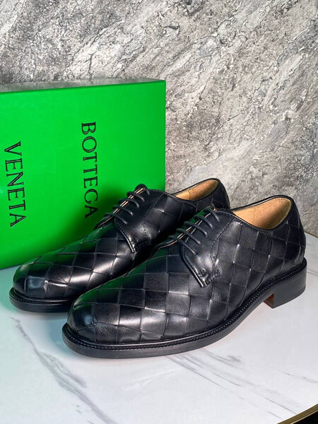Мужские туфли Bottega Veneta мужской кожа черный 161430-4