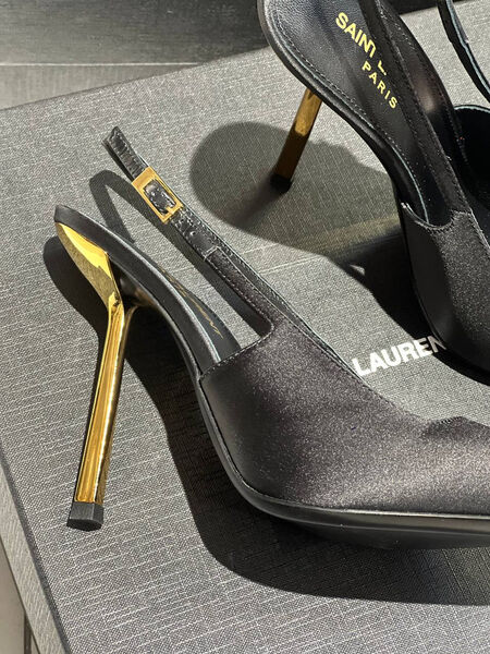 Туфли Saint Laurent женский графитовый 139614-3