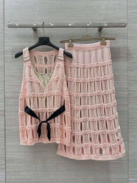 Костюм Chanel женский розовый 188401-5