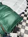 Мужской пуховик двухсторонний Moncler мужской болотный 200545-9