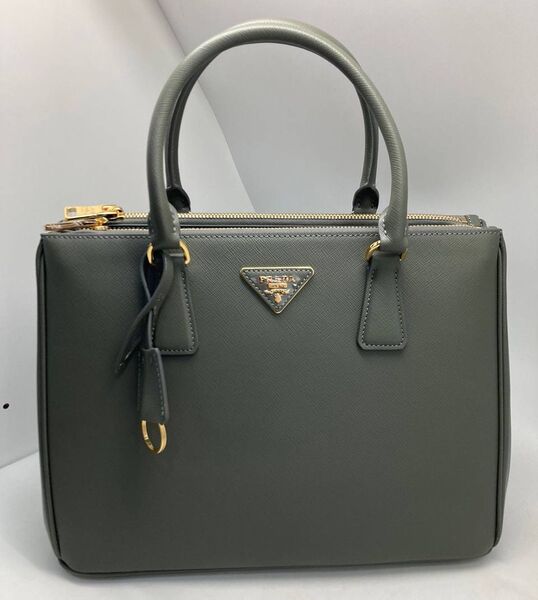 Сумка Prada женский кожа болотный 155403