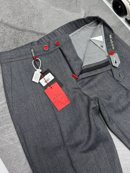 Мужские брюки Kiton мужской графитовый 169338-5
