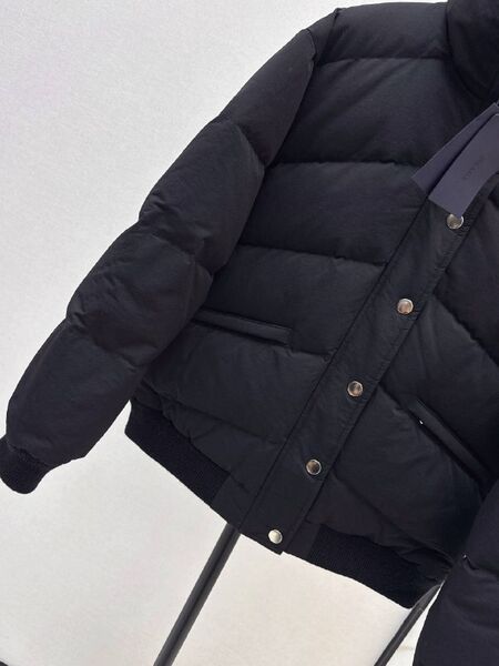 Пуховик куртка Prada женский черный 200273-15