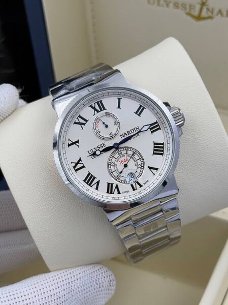 Мужские часы Ulysse Nardin мужской серебристый o7772056-1-6