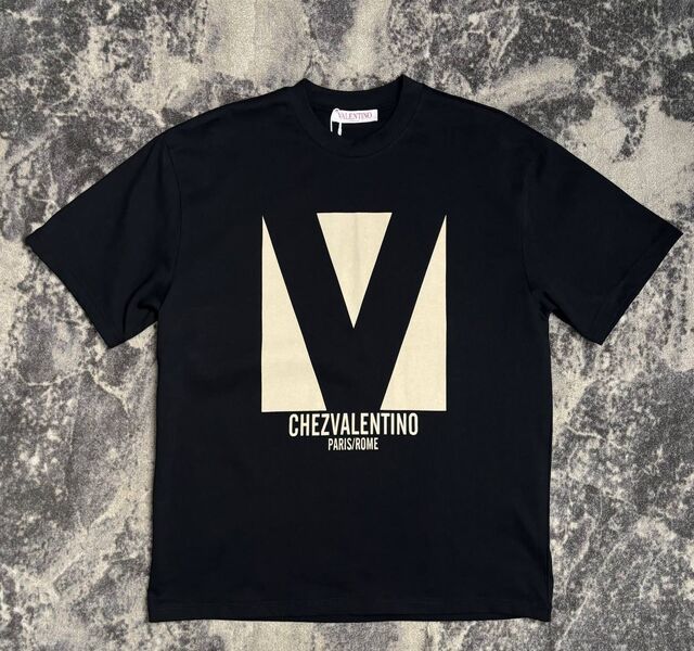 Мужская футболка Valentino мужской черный 181358