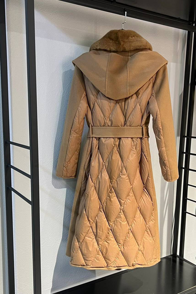 Пальто Max Mara женский бежевый 93617-2