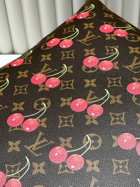 Подушка Louis Vuitton канва коричневый T750111-1-6