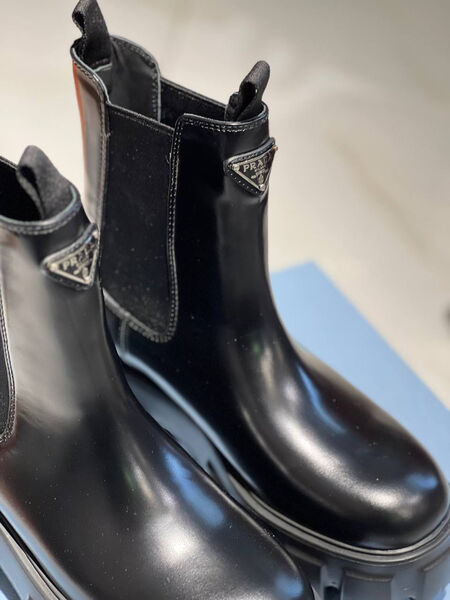 Ботинки Prada женский кожа черный 127342-5