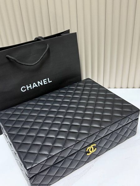 Электрическая зубная щетка Chanel черный l3480591-1-7