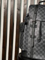 Мужской рюкзак Louis Vuitton мужской канва черный 145920-3