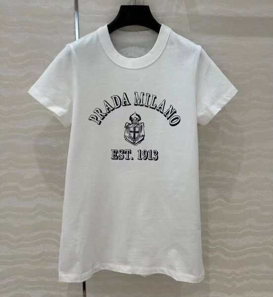 Футболка Prada женский белый 179150