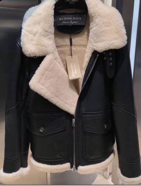 Дубленка Burberry женский кожа черный 165496-5
