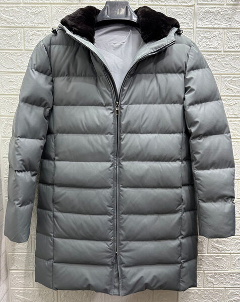 Мужской пуховик Loro Piana мужской графитовый 107515