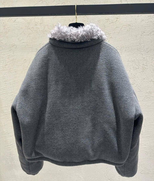 Куртка Miu Miu женский графитовый 171336-2