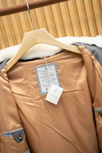 Мужская куртка Brunello Cucinelli мужской графитовый 172000-7