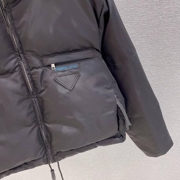 Пуховик Prada женский черный 63272-10