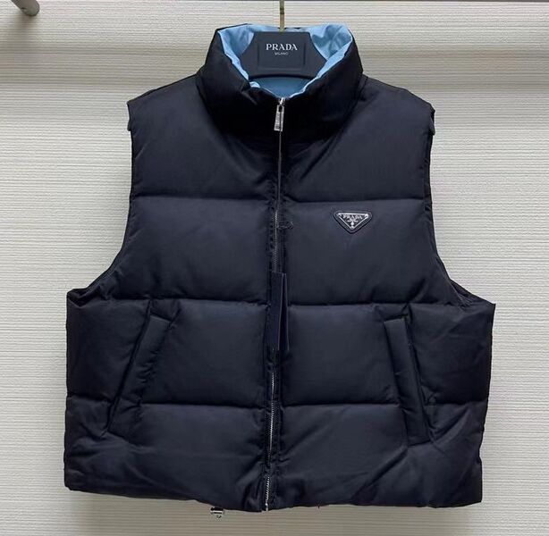Жилет Prada женский черный 125792