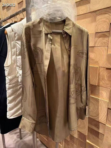Рубашка Hermès женский бежевый 173633-4