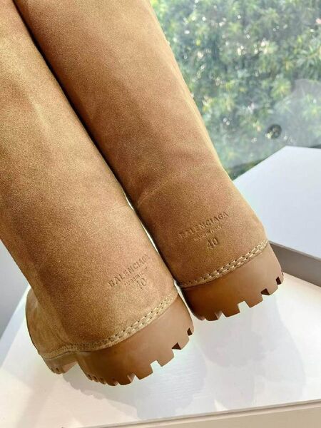 Женские ботинки Balenciaga Women's Alaska Fur Bootie женский замша коричневый m3528777-1-5